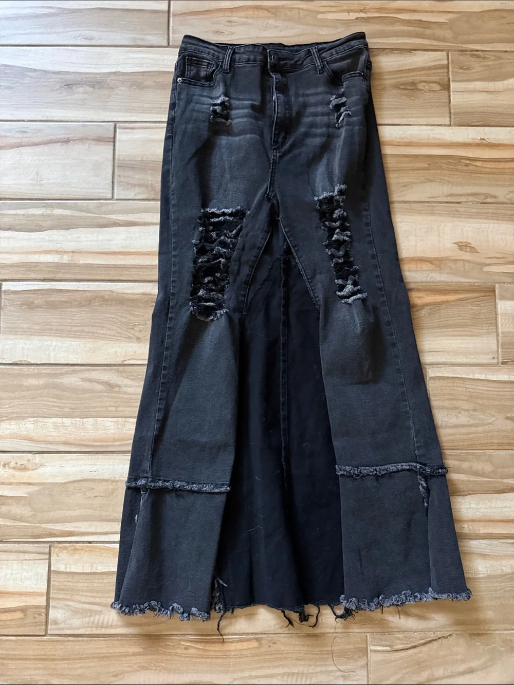 SHEIN Black Distressed Maxi Skirt - Picture 1 of 3